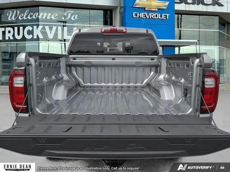 2026 GMC Canyon Elevation, silber, 0 km, Import Kanada — Foto 7 z 12