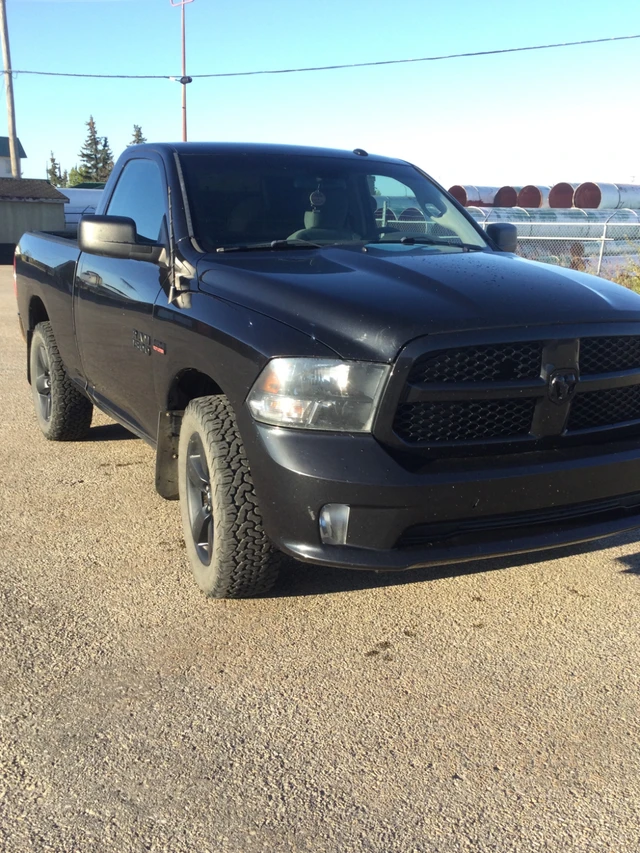 2016 Dodge Ram1500, schwarz, 231.960 km, Import Kanada — Foto 1