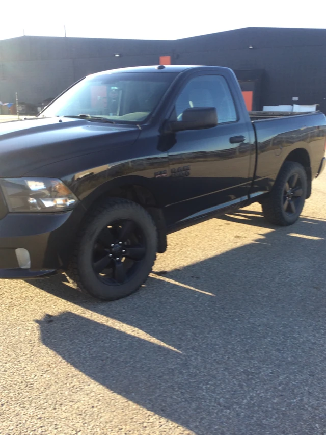 2016 Dodge Ram1500, schwarz, 231.960 km, Import Kanada — Foto 5 z 5