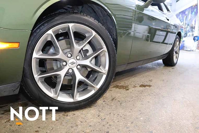 2023 Dodge Challenger SXT, 13.131 km, Import Kanada — Foto 9 z 20