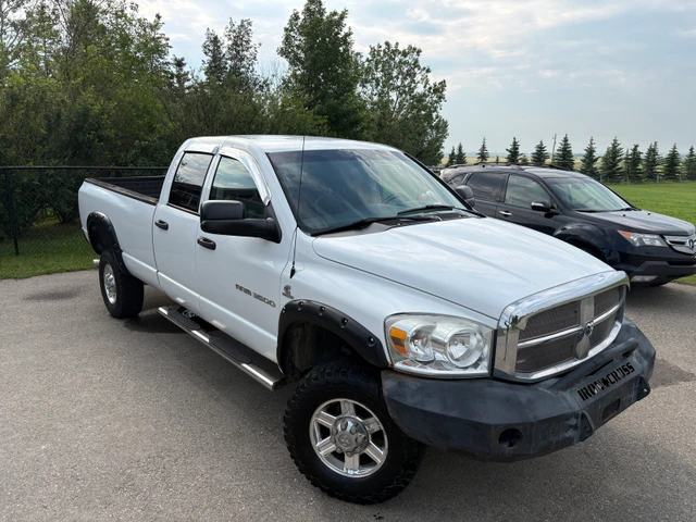 2006 Dodge Ram3500, 267.000 km, Import Kanada — Foto 2 z 5