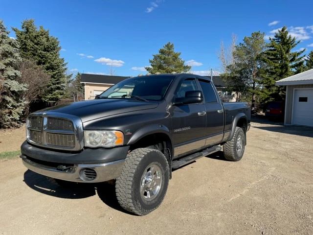 2004 Dodge Diesel SLT, 318.336 km, Import Kanada — Foto 1