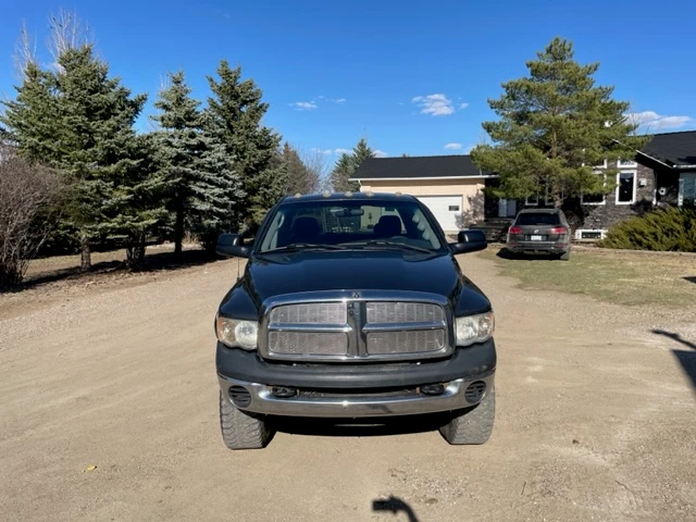2004 Dodge Diesel SLT, 318.336 km, Import Kanada — Foto 2 z 5