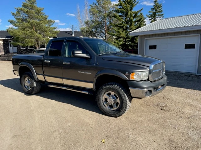 2004 Dodge Diesel SLT, 318.336 km, Import Kanada — Foto 3 z 5