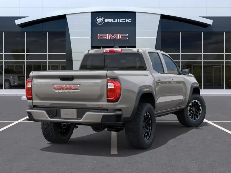 2026 GMC Canyon AT4, Coastal Dune, 0 km, Import Kanada — Foto 4 z 6