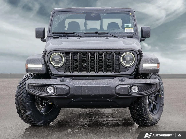 2026 Jeep Gladiator Willys, schwarz, 11 km, Import Kanada — Foto 2 z 5