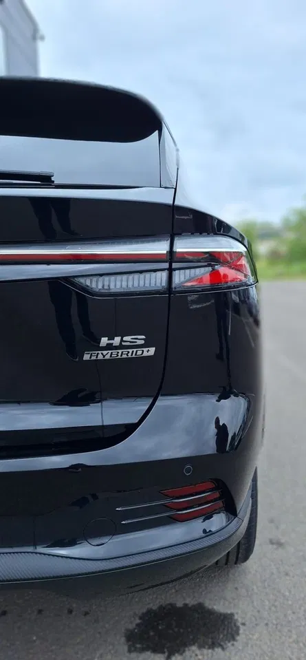 2025 MG HS, 1 km, Rumänien — Foto 6 z 25