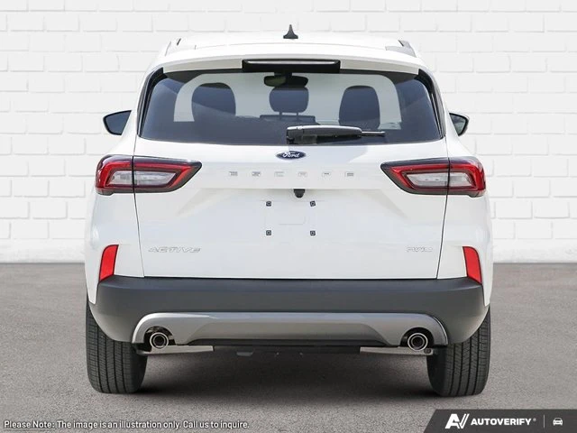 2025 Ford Escape Active, weiß, 62.703 km, Import Kanada — Foto 5 z 9
