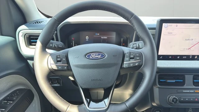 2026 Ford Maverick XLT, grau, 30 km, Import Kanada — Foto 12 z 20