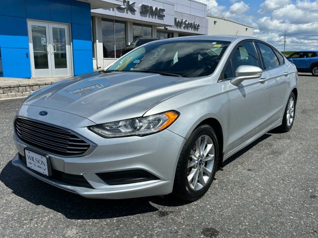 2017 Ford Fusion SE, silber, 141.070 km, Import Kanada — Foto 3 z 5