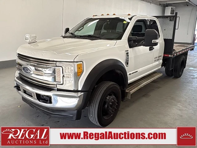 2017 Ford F550, weiß, 265.266 km, Import Kanada — Foto 1 z 5 2017 Ford F550, weiß, 265.266 km, Import Kanada — Foto 1 z 5