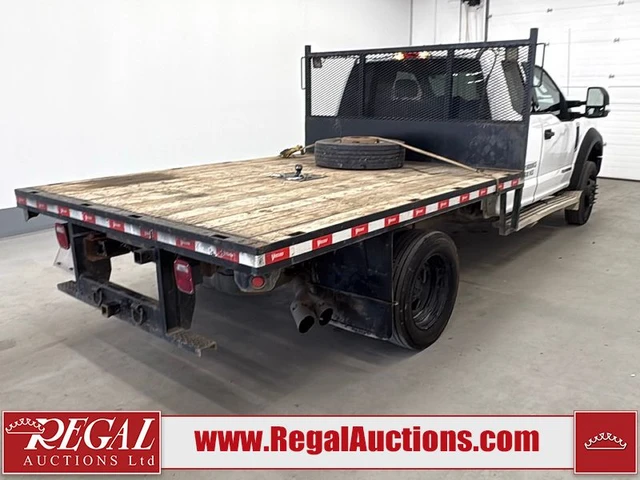2017 Ford F550, weiß, 265.266 km, Import Kanada — Foto 3 z 5