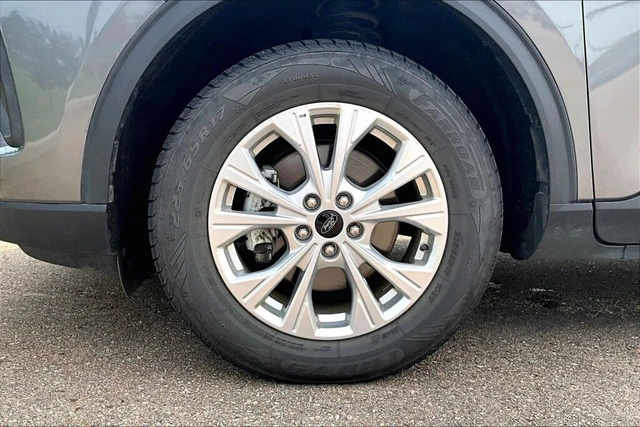2025 Ford Escape Active, grau, 51.524 km, Import Kanada — Foto 9 z 20