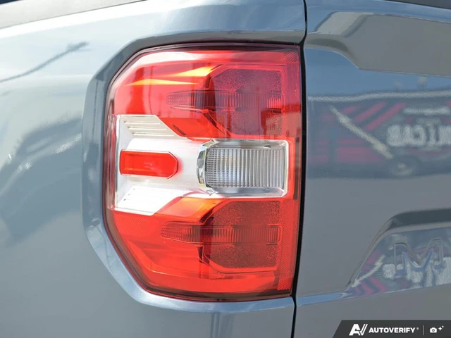2026 Ford Maverick XLT, grau, 8 km, Import Kanada — Foto 12 z 19