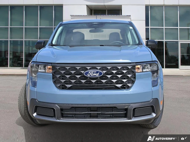 2026 Ford Maverick XLT, grau, 8 km, Import Kanada — Foto 2 z 19