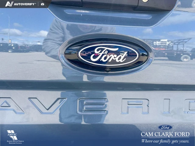 2026 Ford Maverick XLT, blau, 5 km, Import Kanada — Foto 9 z 20