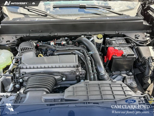 2026 Ford Maverick Tremor, schwarz, 26 km, Import Kanada — Foto 10 z 20