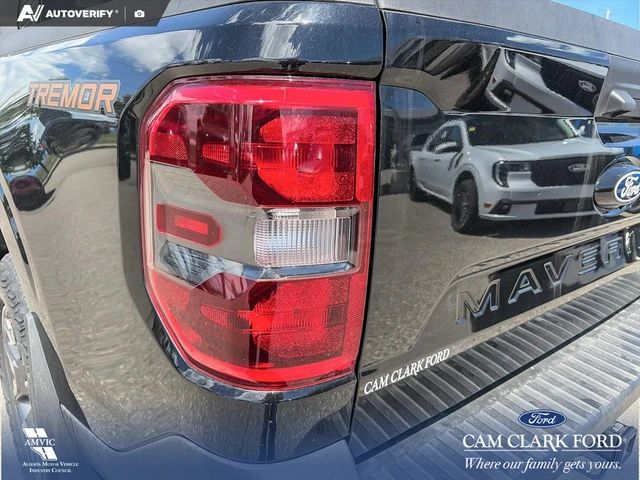 2026 Ford Maverick Tremor, schwarz, 26 km, Import Kanada — Foto 11 z 20