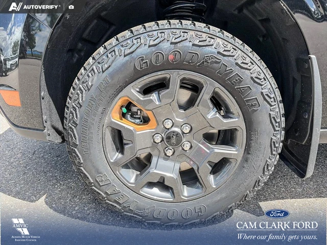 2026 Ford Maverick Tremor, schwarz, 26 km, Import Kanada — Foto 6 z 20