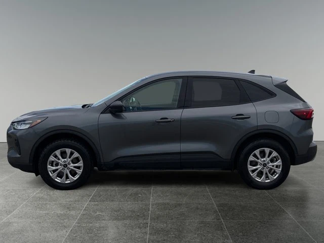 2025 Ford Escape Active, grau, 38.347 km, Import Kanada — Foto 2 z 15