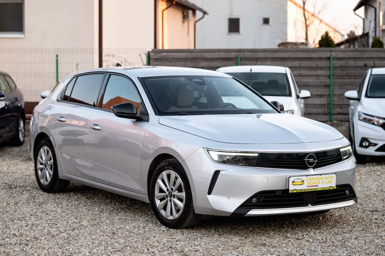 2023 Opel Astra, 73.000 km, Rumänien — Foto 4 z 31