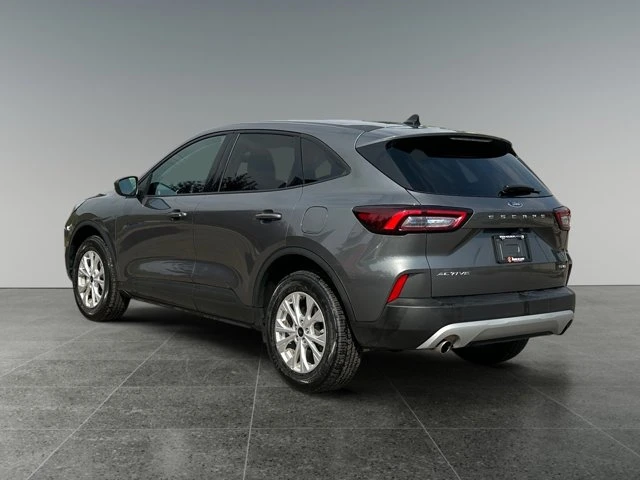 2025 Ford Escape Active, 56.729 km, Import Kanada — Foto 3 z 15
