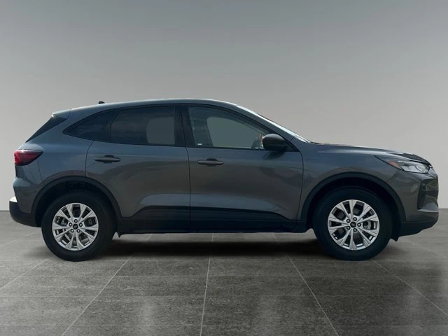 2025 Ford Escape Active, 56.729 km, Import Kanada — Foto 6 z 15