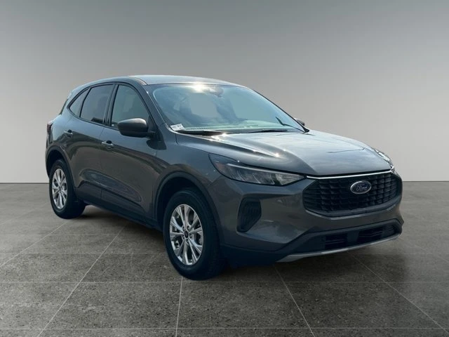 2025 Ford Escape Active, 56.729 km, Import Kanada — Foto 7 z 15