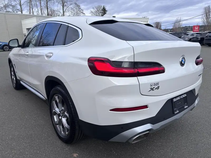 2025 BMW X4 Crash Avoidance Remote Start, weiß, 32.746 km, Import Kanada — Foto 5 z 12
