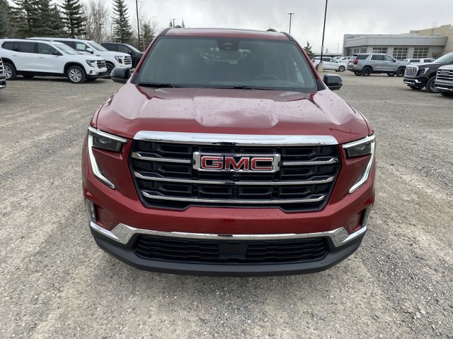 2026 GMC Acadia Elevation, rot, 5 km, Import Kanada — Foto 2 z 4