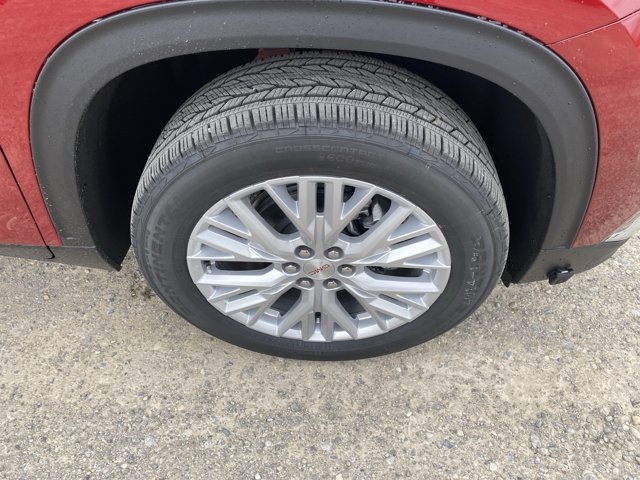 2026 GMC Acadia Elevation, rot, 5 km, Import Kanada — Foto 4 z 4