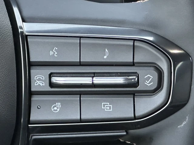 2026 GMC Acadia AT4, schwarz, 5 km, Import Kanada — Foto 13 z 20