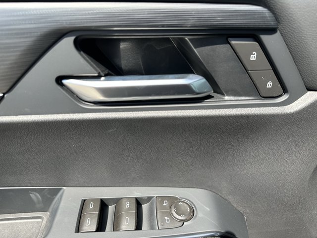 2026 GMC Acadia AT4, schwarz, 5 km, Import Kanada — Foto 9 z 20