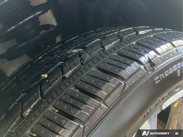 2027 GMC Acadia Denali, blau, 5 km, Import Kanada — Foto 11 z 20