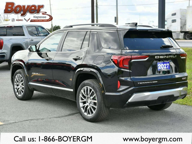 2027 GMC Terrain Denali, schwarz, 1 km, Import Kanada — Foto 4 z 5
