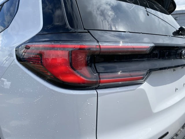 2026 GMC Acadia Elevation, weiß, 5 km, Import Kanada — Foto 11 z 20