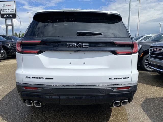 2026 GMC Acadia Elevation, weiß, 5 km, Import Kanada — Foto 5 z 20