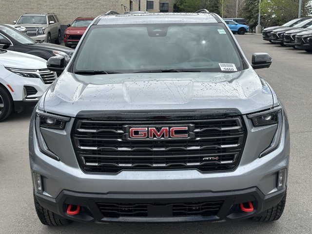 2026 GMC Acadia AT4, grau, 4 km, Import Kanada — Foto 2 z 20