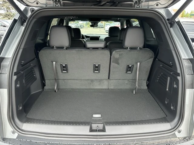 2026 GMC Acadia AT4, grau, 4 km, Import Kanada — Foto 8 z 20