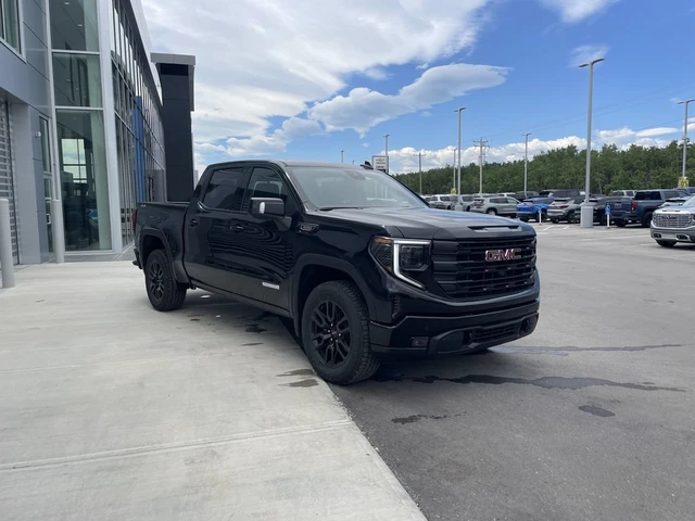 2026 GMC Sierra 1500 Elevation, schwarz, 1 km, Import Kanada — Foto 11 z 20