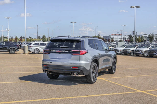 2027 GMC Acadia Elevation, grau, 15 km, Import Kanada — Foto 8 z 20