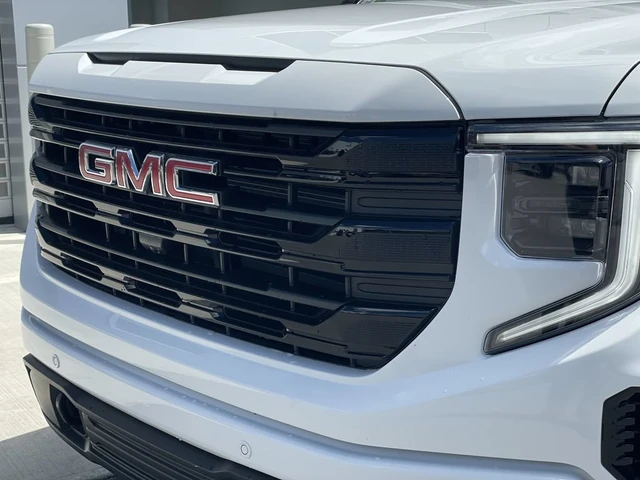 2026 GMC Sierra 1500 Elevation, weiß, 1 km, Import Kanada — Foto 3 z 20