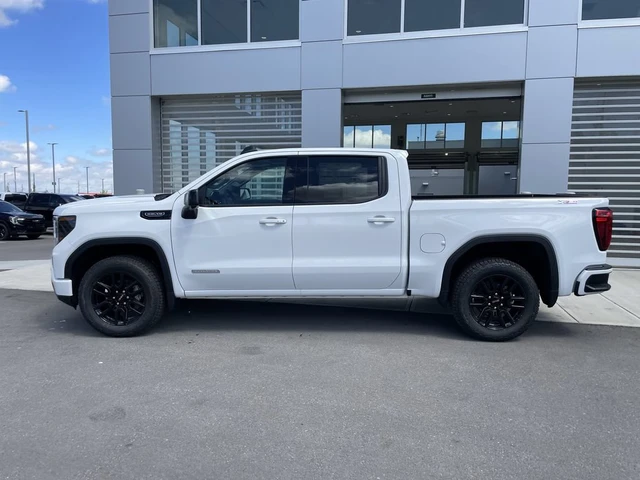 2026 GMC Sierra 1500 Elevation, weiß, 1 km, Import Kanada — Foto 5 z 20