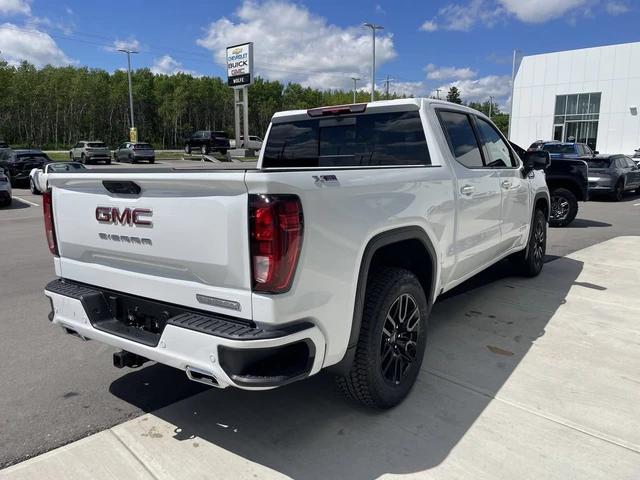 2026 GMC Sierra 1500 Elevation, weiß, 1 km, Import Kanada — Foto 9 z 20