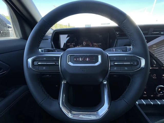 2027 GMC Terrain AWD Elevation, silber, 5 km, Import Kanada — Foto 15 z 20