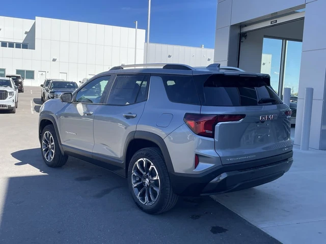 2027 GMC Terrain AWD Elevation, silber, 5 km, Import Kanada — Foto 6 z 20