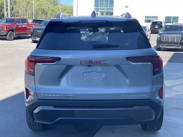 2027 GMC Terrain AWD Elevation, silber, 5 km, Import Kanada — Foto 8 z 20