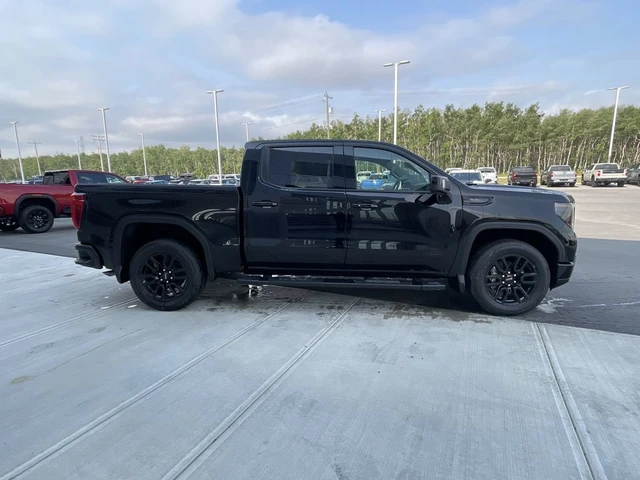 2026 GMC Sierra 1500 Elevation, schwarz, 1 km, Import Kanada — Foto 10 z 20