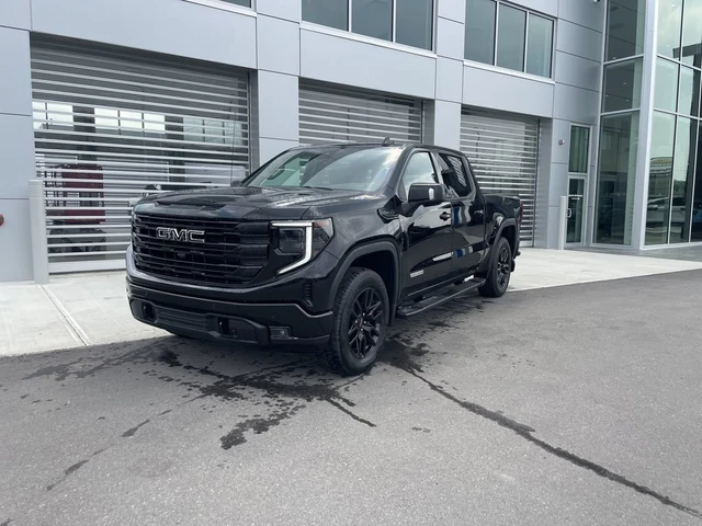 2026 GMC Sierra 1500 Elevation, schwarz, 1 km, Import Kanada — Foto 4 z 20