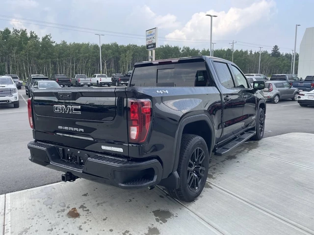 2026 GMC Sierra 1500 Elevation, schwarz, 1 km, Import Kanada — Foto 9 z 20